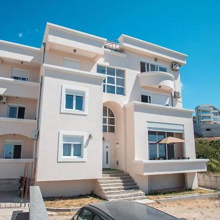 Vera Apartments Ulcinj Exteriör bild