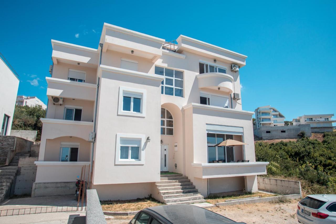Vera Apartments Ulcinj Exteriör bild